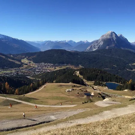Loft Entre Roßhütte Et Centre Ville De Seefeld Avec Piscine Appartement *